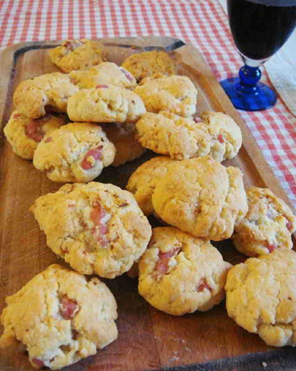 Recette Biscuits apéro maison parmesan lardons