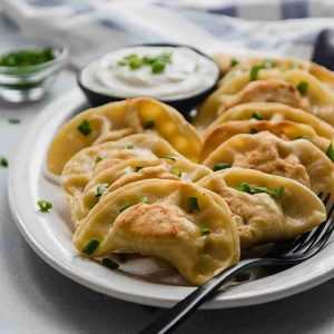 Recette Pierogi, sorte de ravioles farcies à la pomme de terre