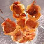 Recette Brochettes de saint-jacques et crevettes au bacon