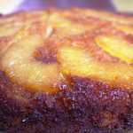 Gâteau caramélisé à l'ananas et au rhum
