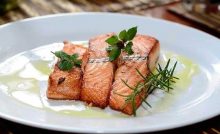 Recette Saumon rôti et petits choux