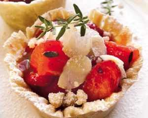 Recette Paniers gourmands vanillés à la fraise aux amandes et au thym