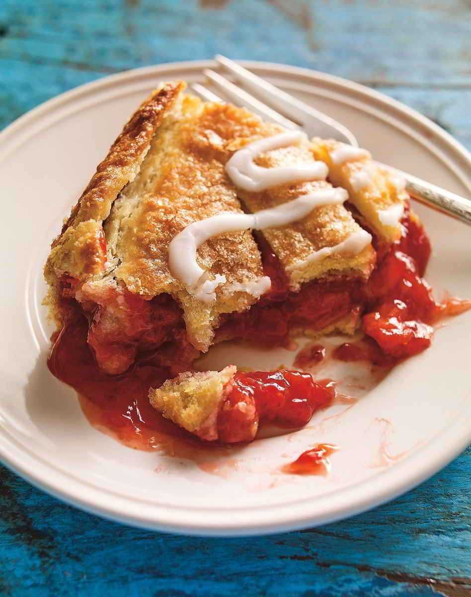 Feuilleté au confit de fraises rhubarbe et gingembre