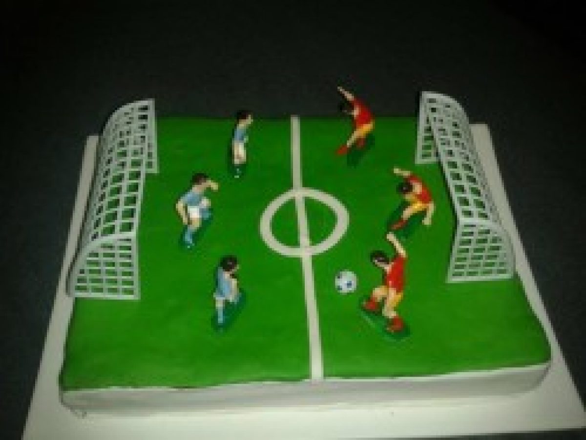 Gateau Au Chocolat Facon Terrain De Foot Recettes Et Terroirs Gateau Au Chocolat Facon Terrain De Foot Recettes Et Terroirs