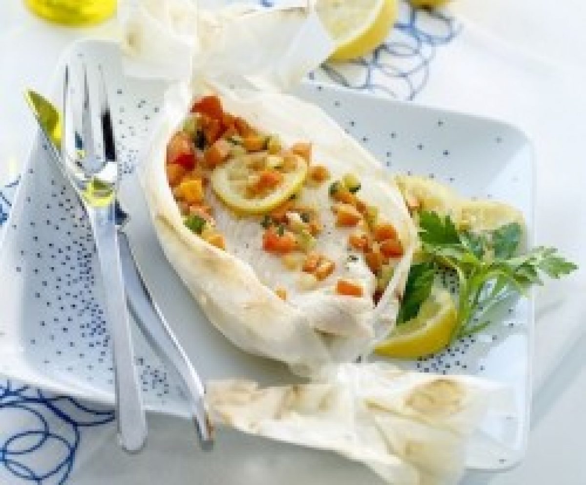 Filet De Turbot Au Four En Papillote Pavés de gros turbot en papillotes aux petits légumes - Recettes et Terroirs