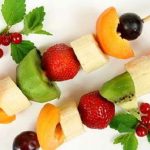 brochettes de fruits