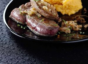 foie de veau blanc de Chalais à la vénitienne