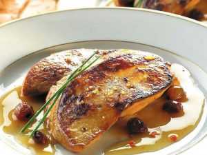Recette de Foie gras poêlé au confit de mendiants