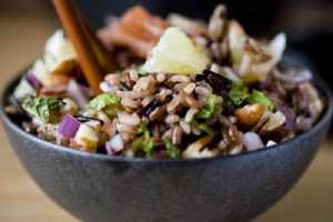 salade de riz poulet et pamplemousse