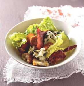 Recette salade façon César au roquefort et au bacon
