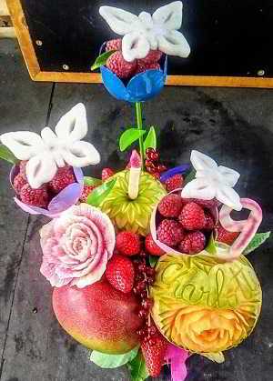 Virginie Souchet, sculpture sur fruits 