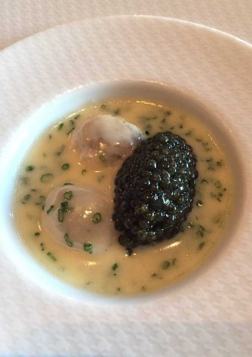 Recette Consommé à la moelle d'Esturgeon de Neuvic