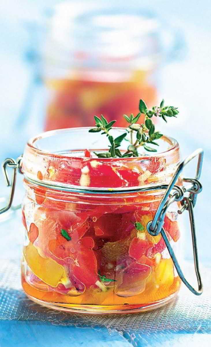 Recette Poivrons grillés marinés au thym citron et à l’ail noir