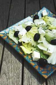 Recette Salade iceberg à la feta et aux olives