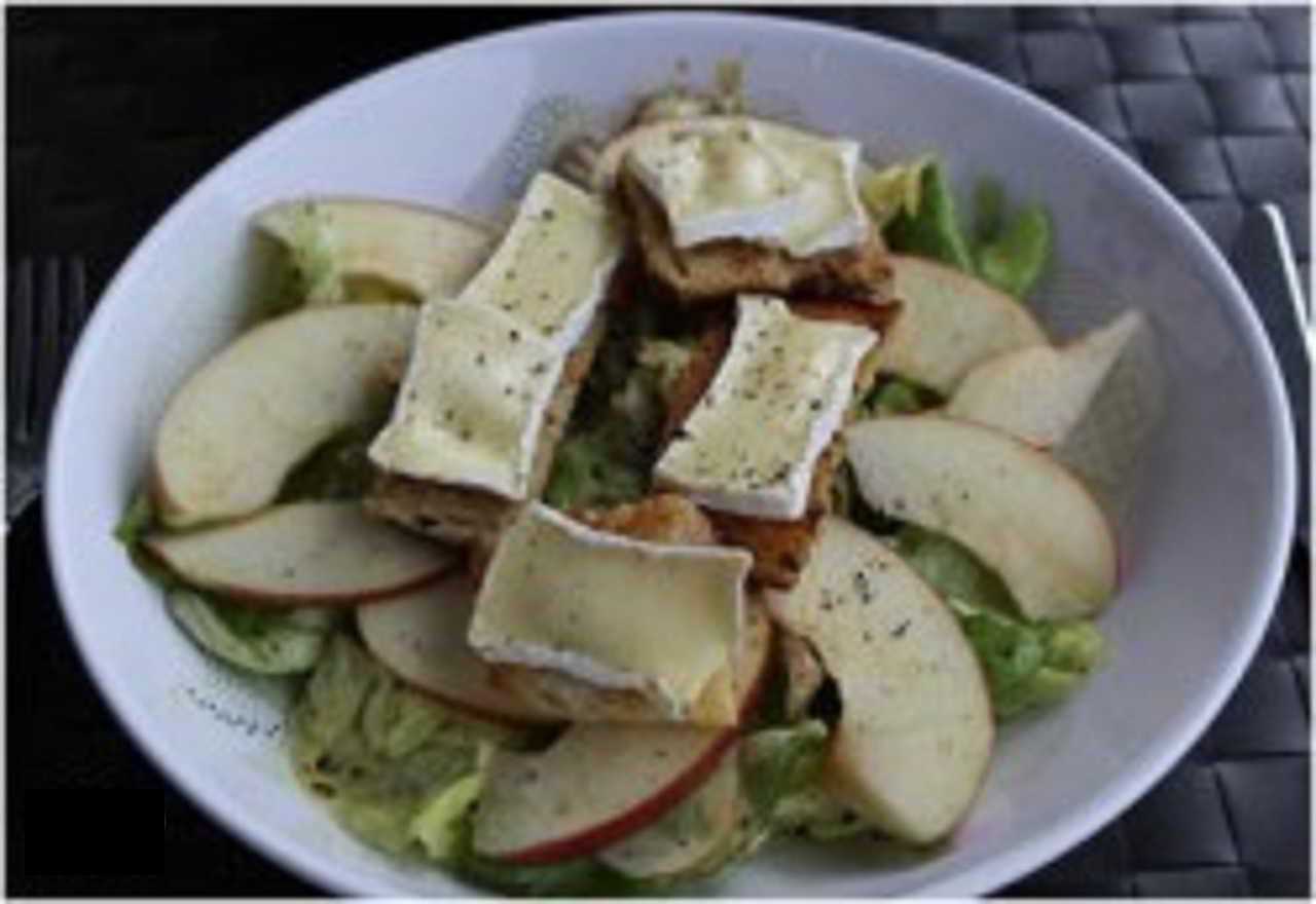 Recette Salade frisée à la crème de camembert