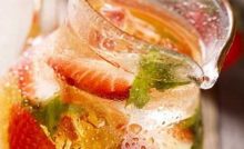 Recette Sangria de vin blanc aux fraises