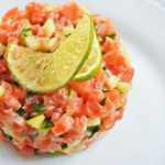 Recette Tartare de saumon sur lit de concombre