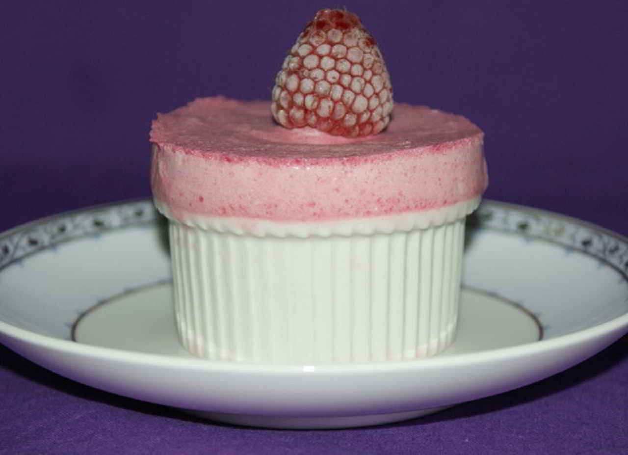 Soufflés glacés aux framboises