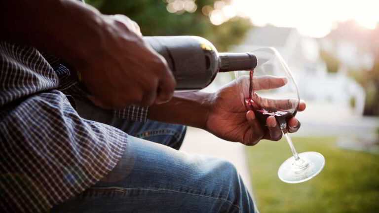 vin de Bourgogne et de Bordeaux